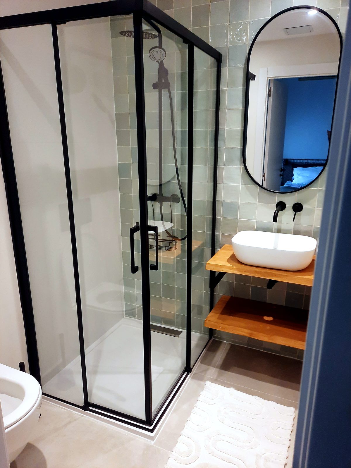 Badkamer van kamer 1